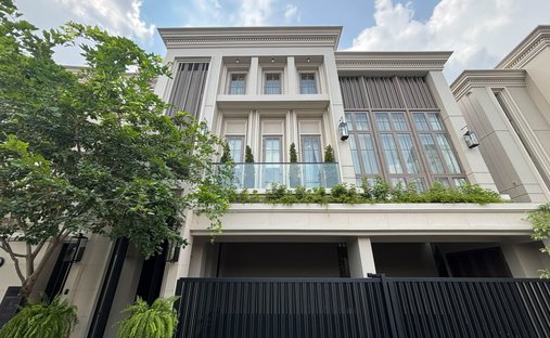 Casa en Chong Nonsi, Bangkok, Tailandia 1