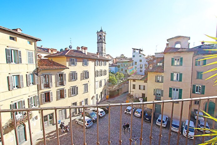 Apartment in Upper Town, Bergamo, Lombardy 1 - 16047279