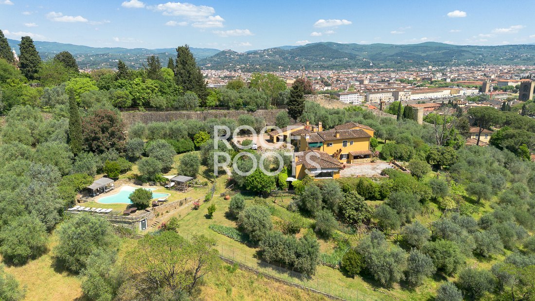 Villa in Center, Florence, Tuscany 4 - 17292757