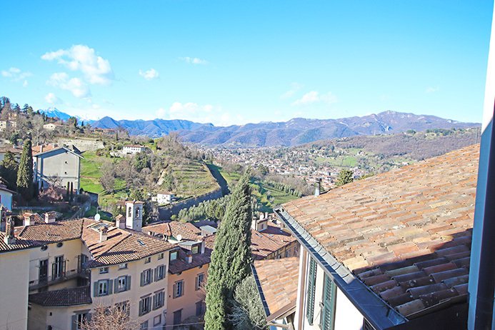 Apartment in Upper Town, Bergamo, Lombardy 5 - 16047279