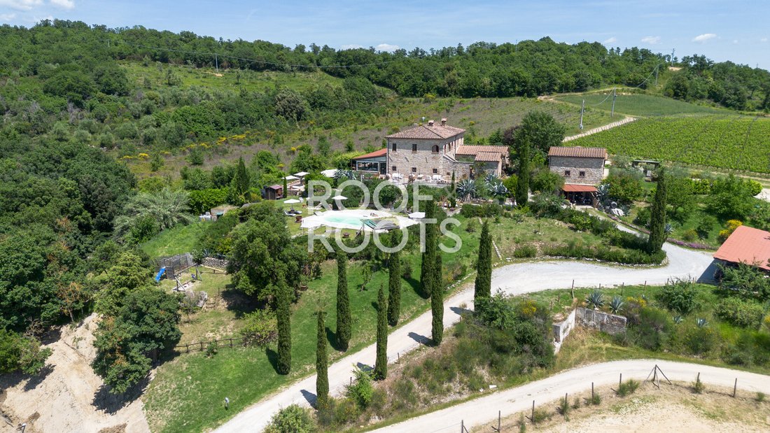 Villa in Siena, Tuscany, Italy 3 - 17292760