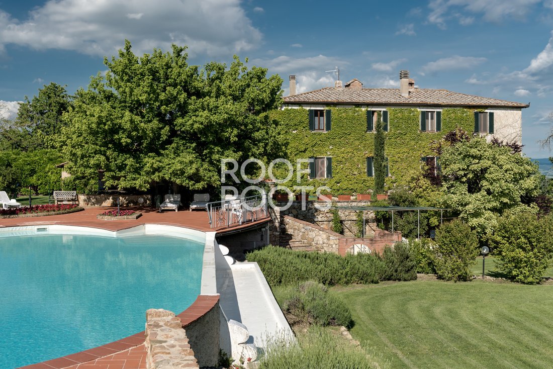 Villa in Siena, Tuscany, Italy 2 - 17292649
