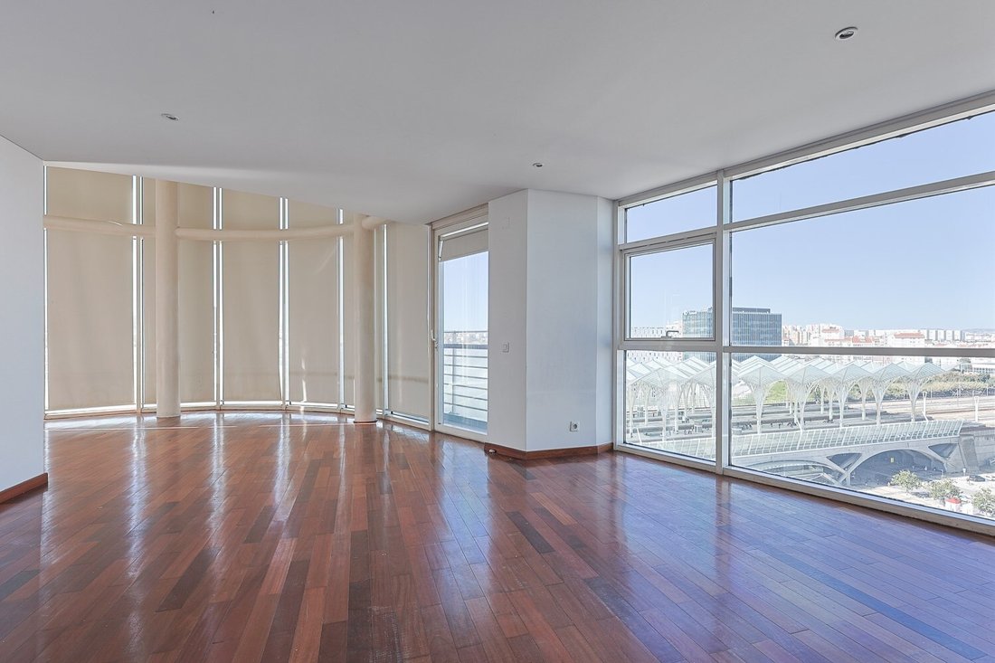 Apartment in Parque das Nacoes, Lisbon, Portugal 1 - 17292585