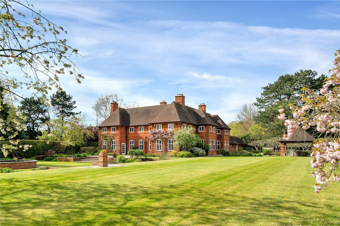 House in Repton, England 1 - 15745611