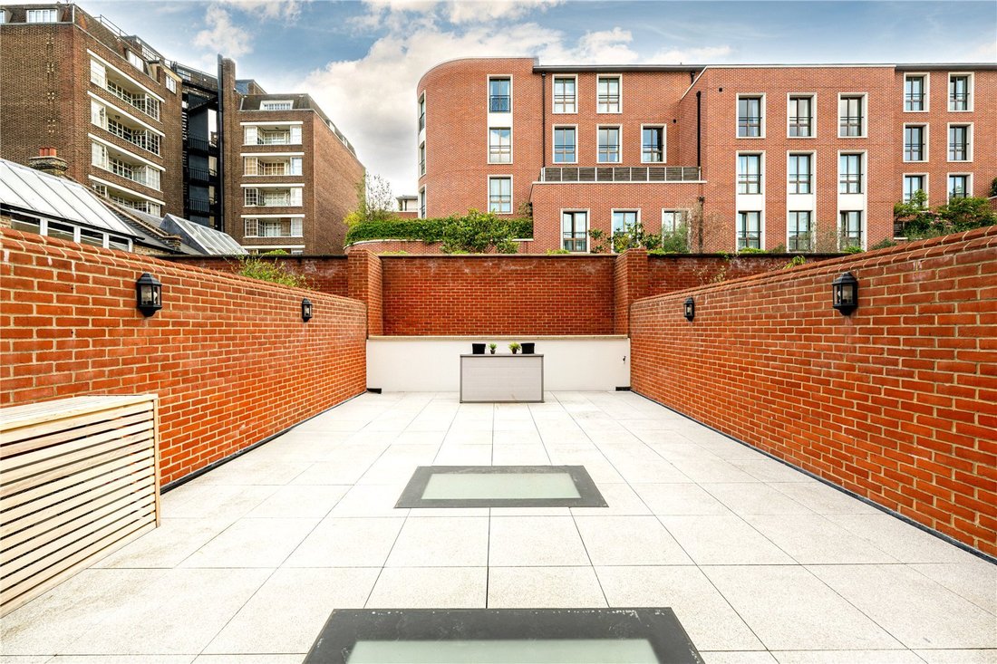 House in Chelsea, Kensington And Chelsea, England 3 - 17298991
