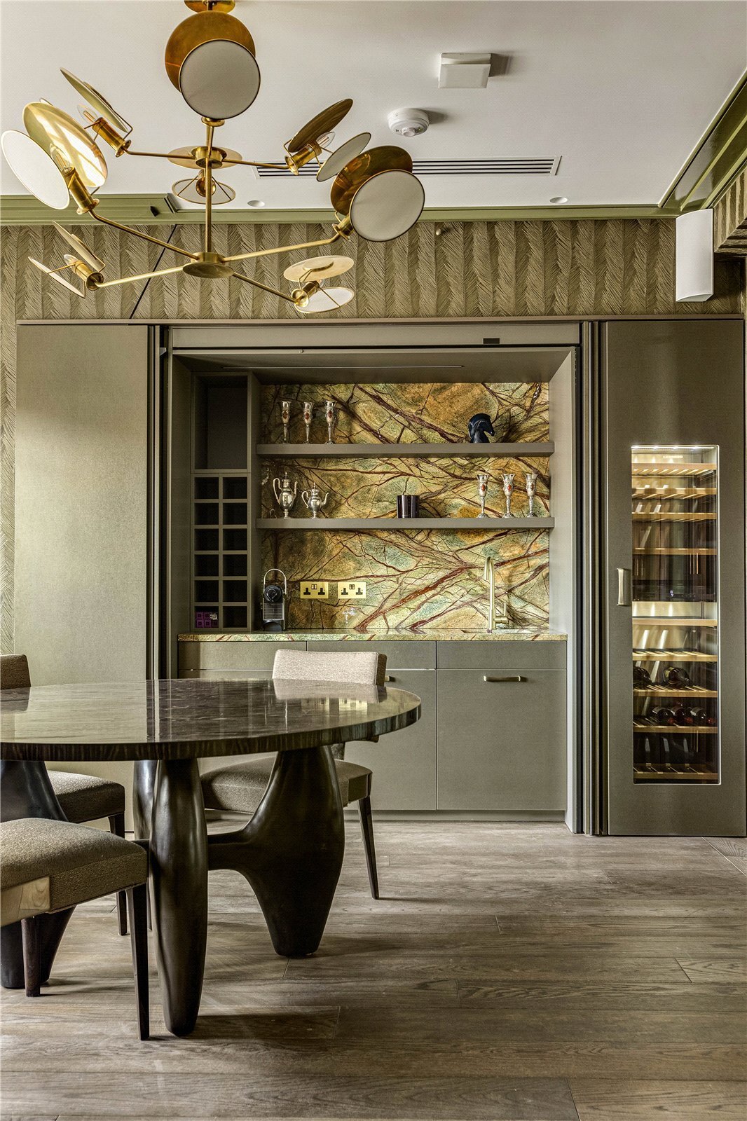 Apartment in Mayfair, Westminster, England 3 - 17299164