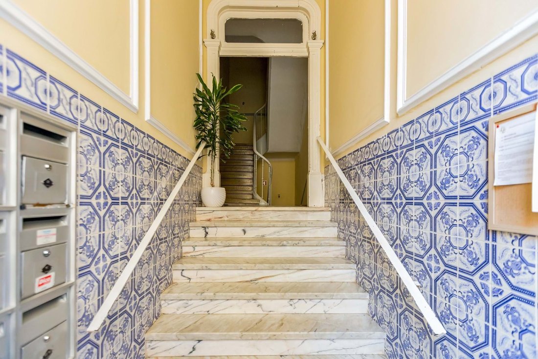 Apartment in Penha de Franca, Lisbon, Portugal 2 - 17295686