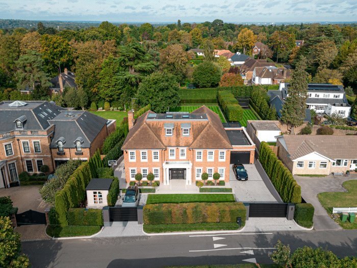 Haus in Fairmile, Elmbridge, England 1 - 17299218