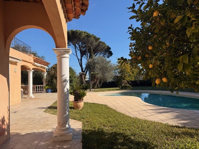 Villa in Le Grand Duc-Minelle, Mandelieu-la-Napoule, France 2 - 17295504