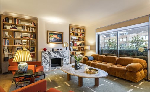 Apartment in Hyde Park, Westminster, England 1