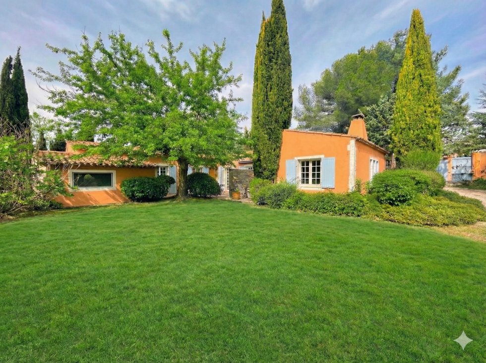 House in Granettes-Jauberte-Sainte Anne, Aix-en-Provence, France 1 - 17296914