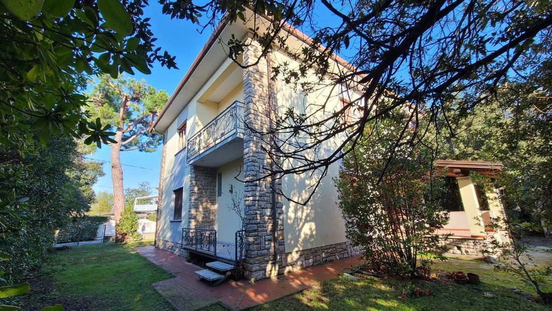 Villa in Tonfano, Pietrasanta, Italy 4 - 17294519