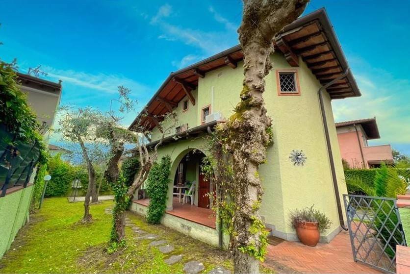 Villa in Center, Forte dei Marmi, Tuscany 2 - 17294588