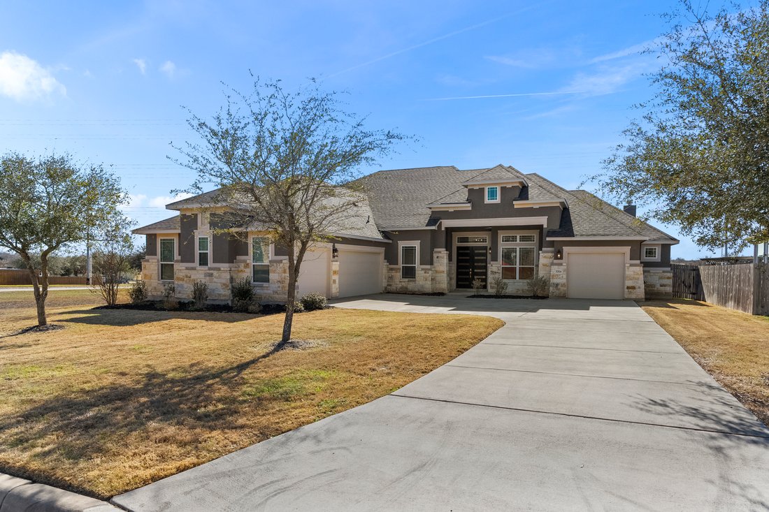 House in Seguin, Texas, United States 5 - 17295669