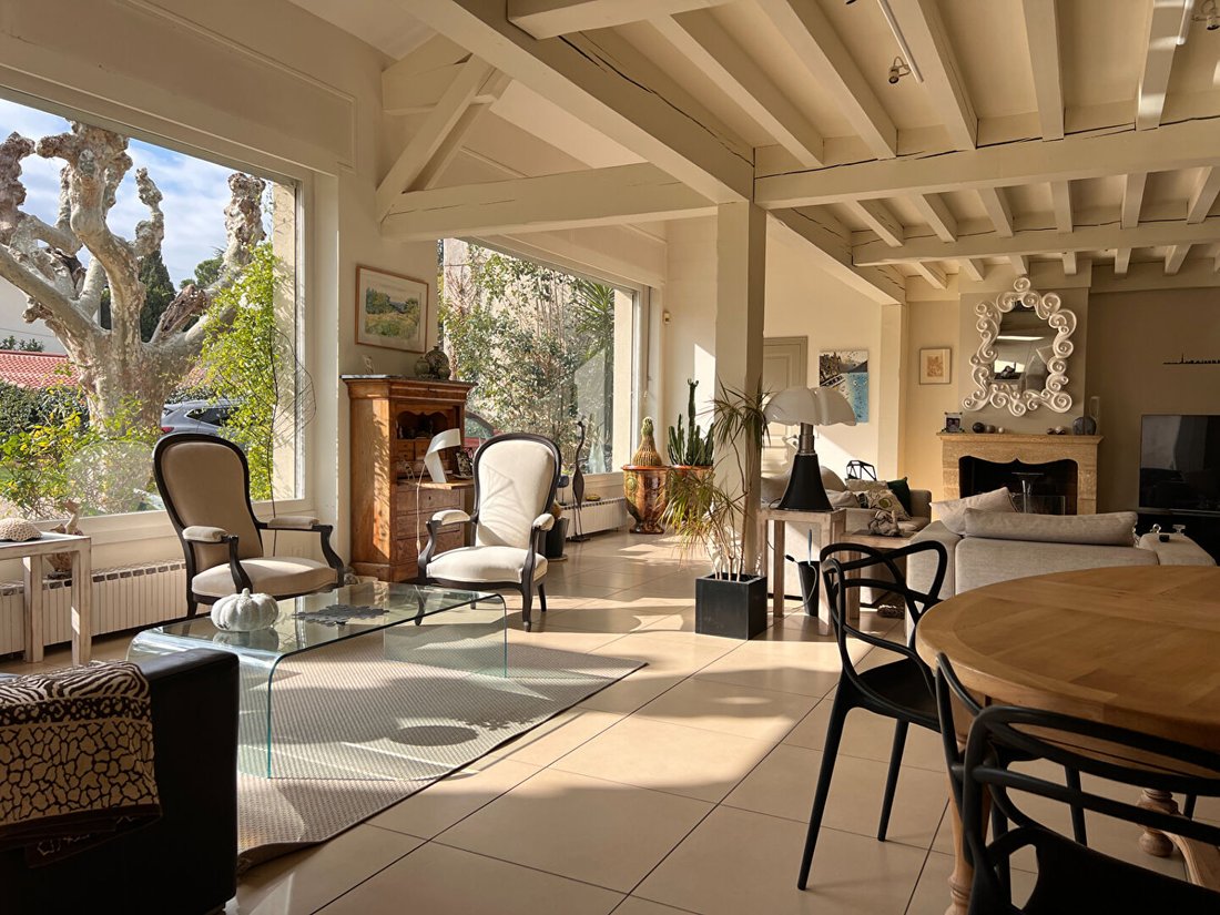 Villa in Avignon, Provence-Alpes-Côte d'Azur, France 3 - 17285470