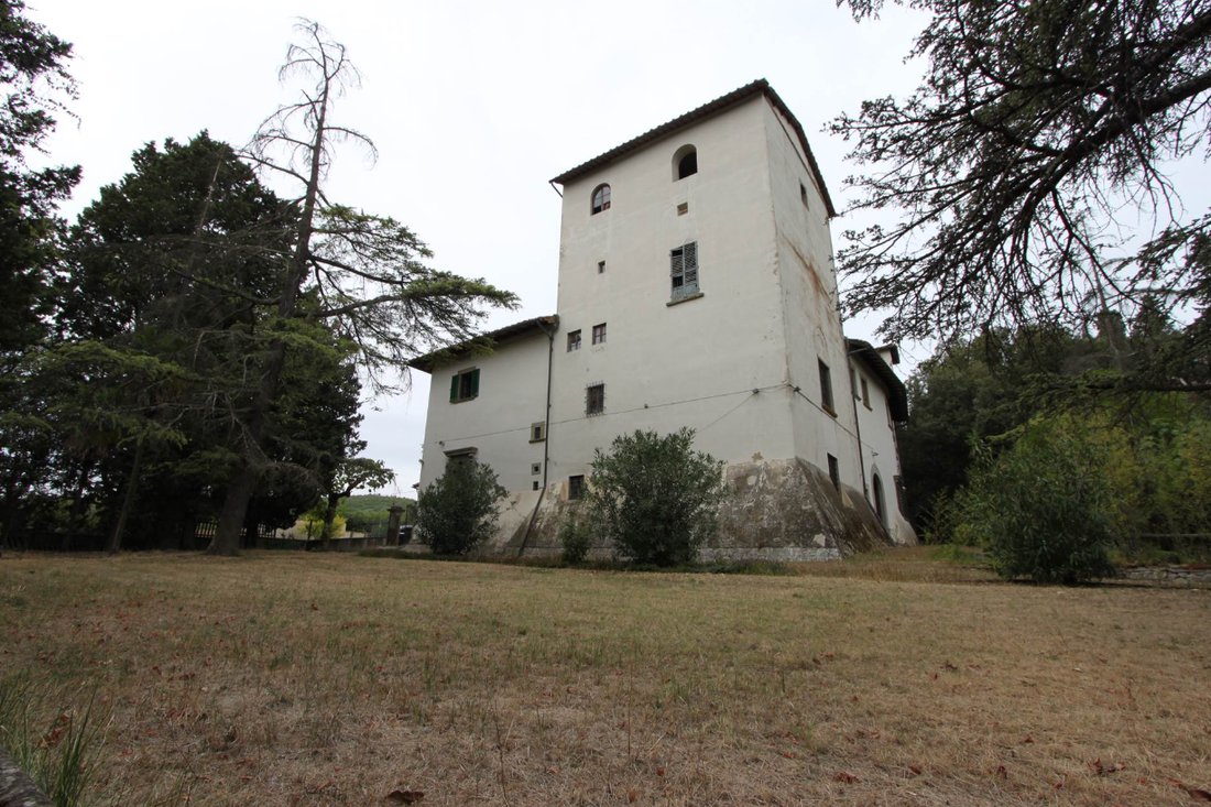 Villa in Rignano sull'Arno, Tuscany, Italy 1 - 17294842