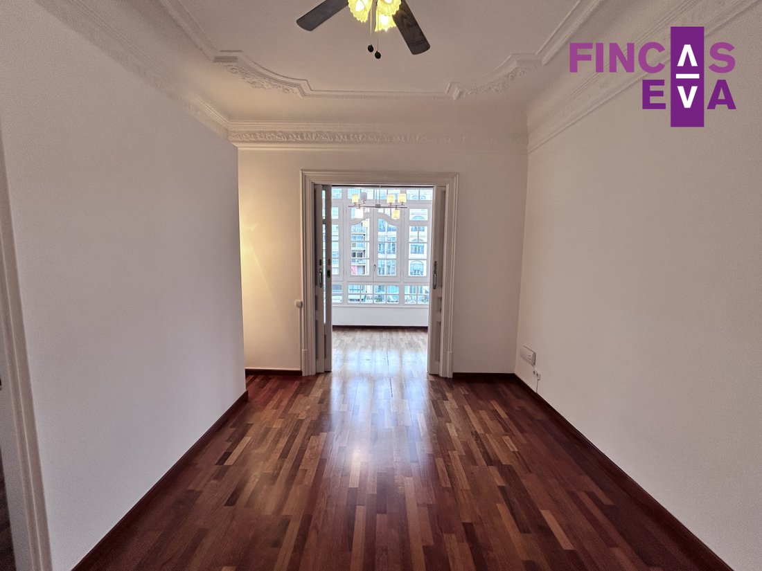 Apartment in Eixample, Barcelona, Spain 5 - 17299010
