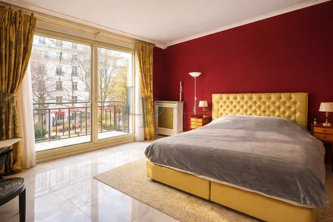Apartment in Europe, Paris 8e Arrondissement, Paris 3 - 17295154