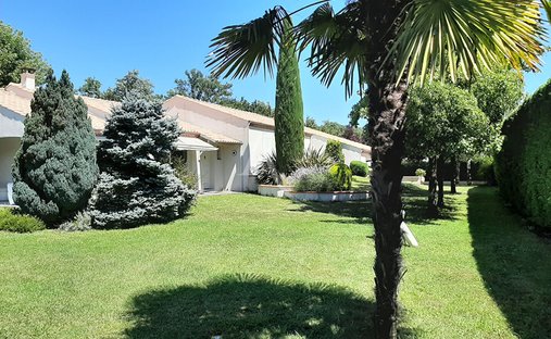 Villa in Grand Centre, Albi, France 1