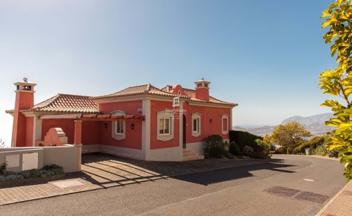 Villa in Sao Goncalo, Madeira, Portugal 1