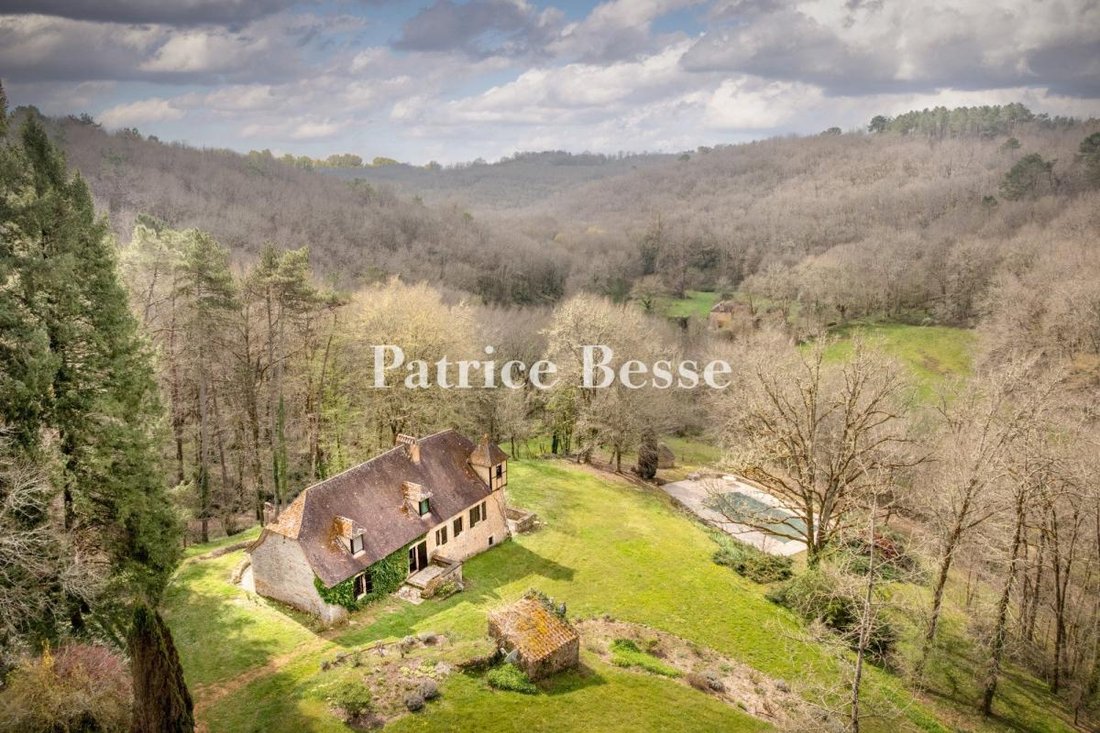 House in Villefranche-du-Perigord, Nouvelle-Aquitaine, France 1 - 17296198