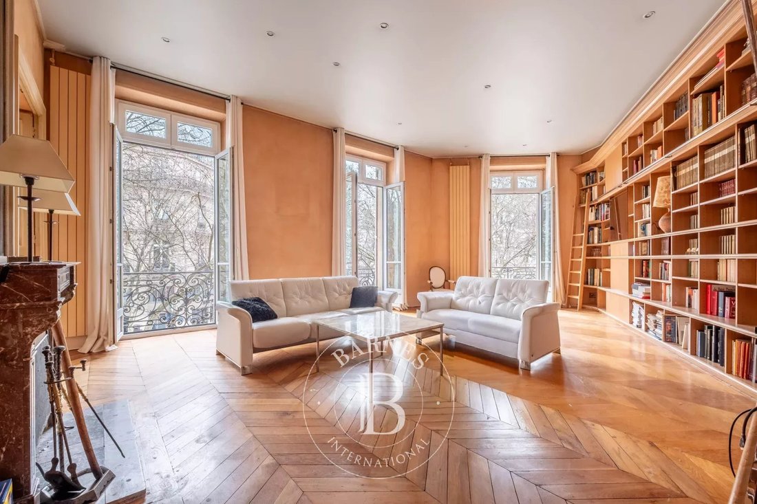 Apartment in Odéon, Paris 6e Arrondissement, Paris 4 - 17293233