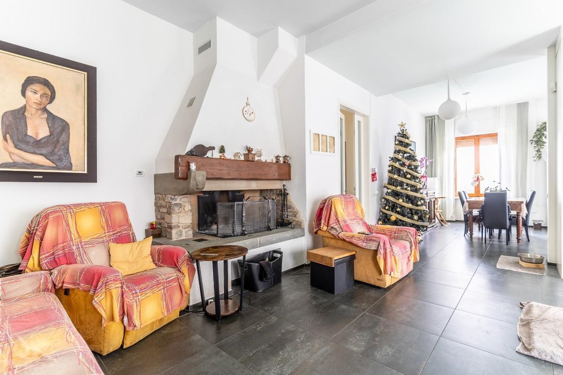 Villa in Near Center, Empoli, Tuscany 4 - 17294486