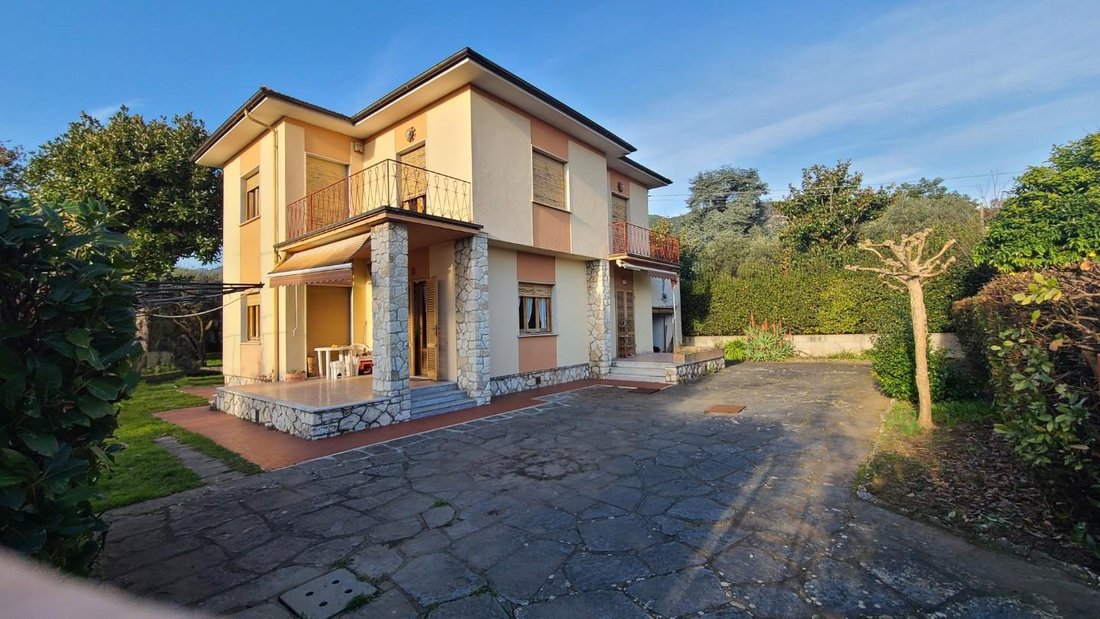 House in Seravezza, Tuscany, Italy 1 - 17294409