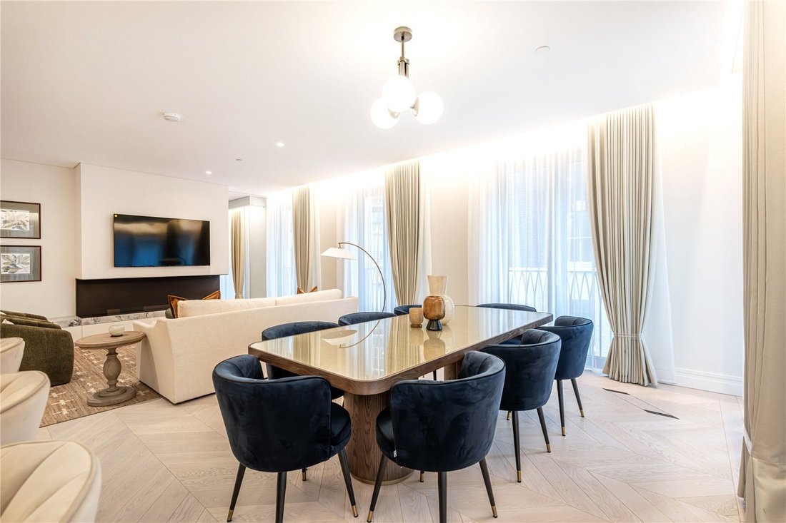 Apartment in Piccadilly, Westminster, England 2 - 17299082