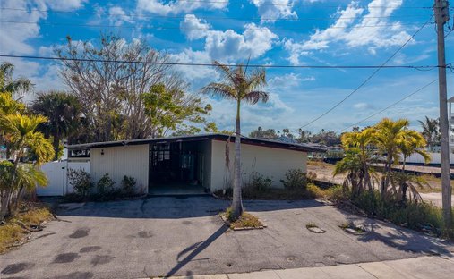 House in Indian Shores, Florida, United States 1