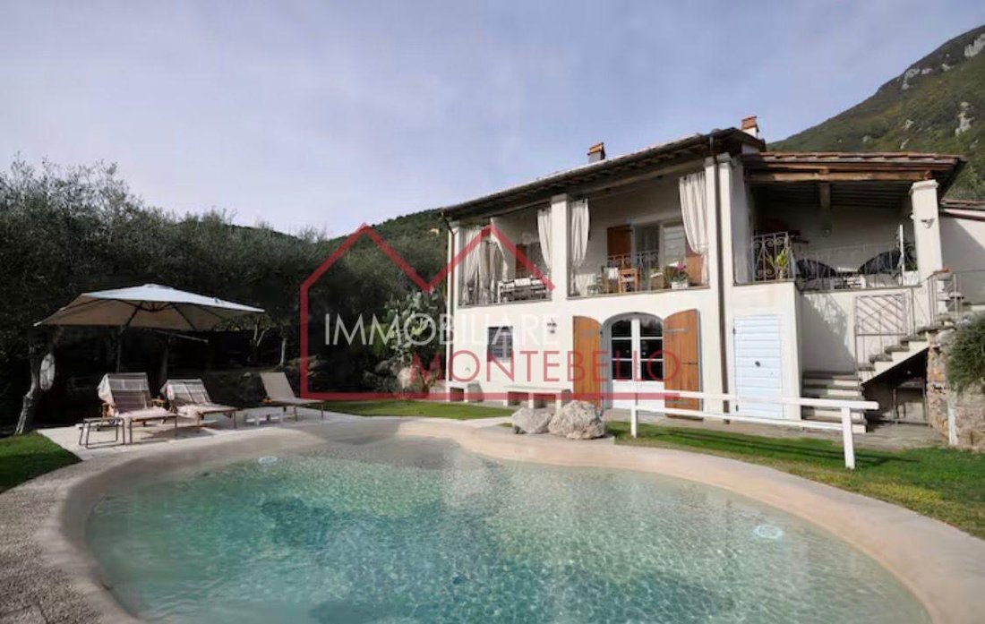 Country House in Camaiore, Tuscany, Italy 2 - 17294619