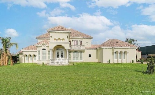 House in Elsa, Texas, United States 1