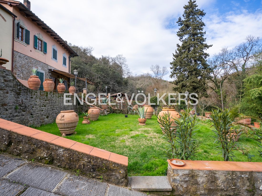Villa in Center, Lastra a Signa, Tuscany 2 - 17293405