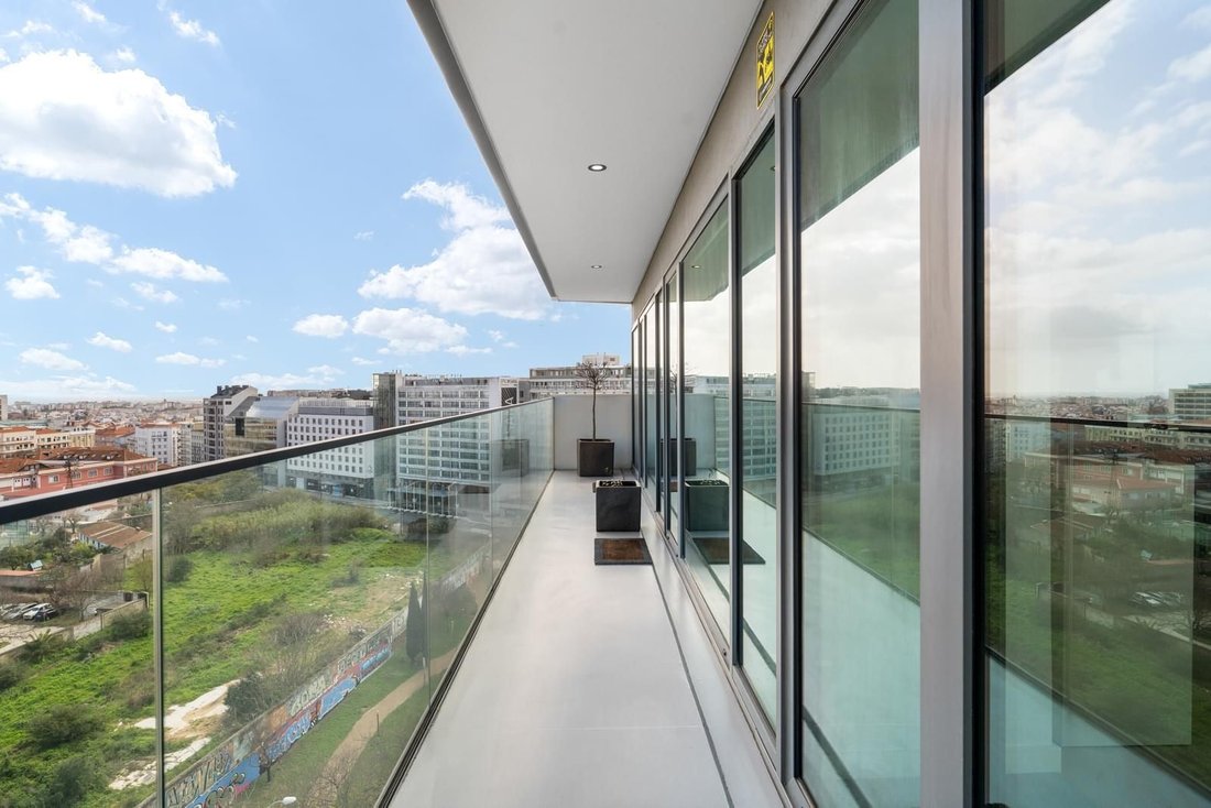 Apartment in Campo de Ourique, Lisbon, Portugal 2 - 17300233