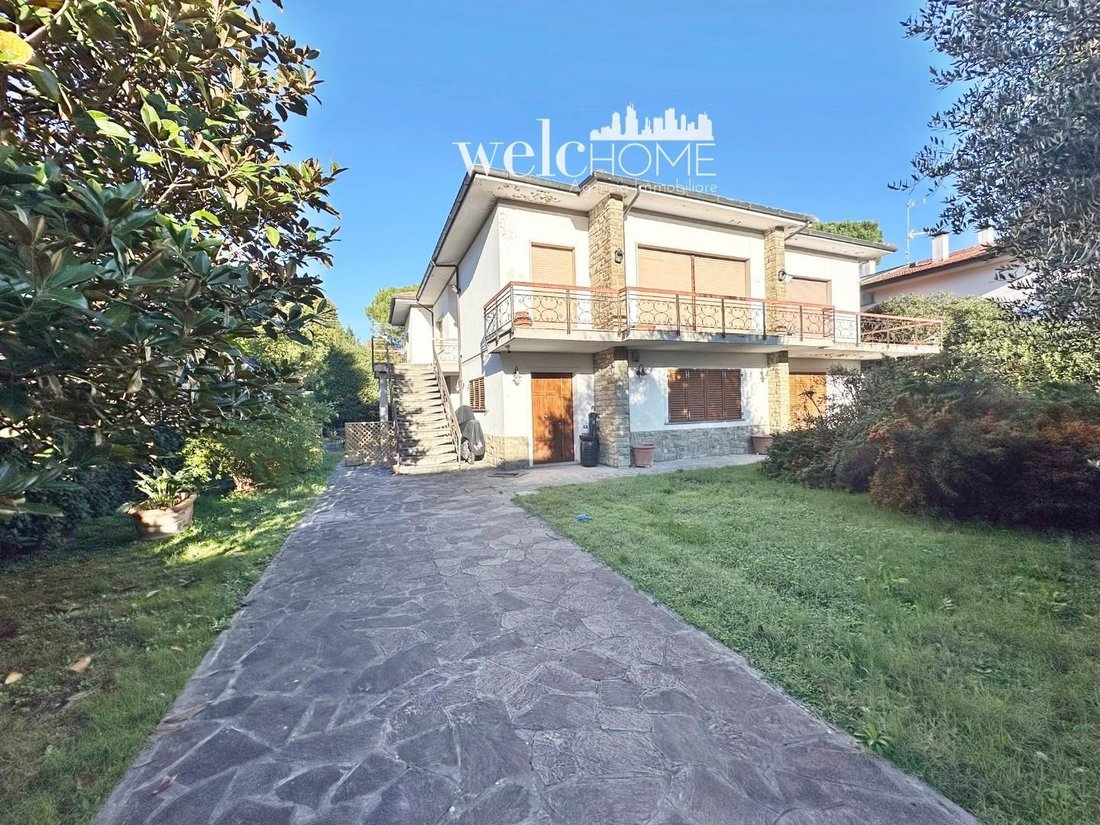 Villa in Center, Campi Bisenzio, Tuscany 2 - 17294691