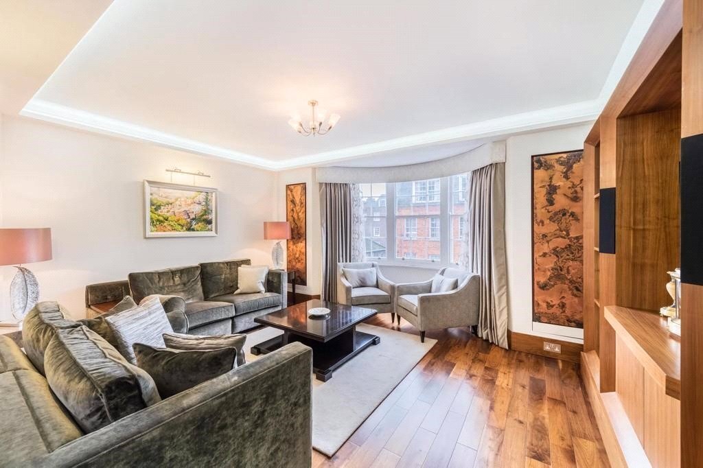 Apartment in Mayfair, Westminster, England 1 - 17299365