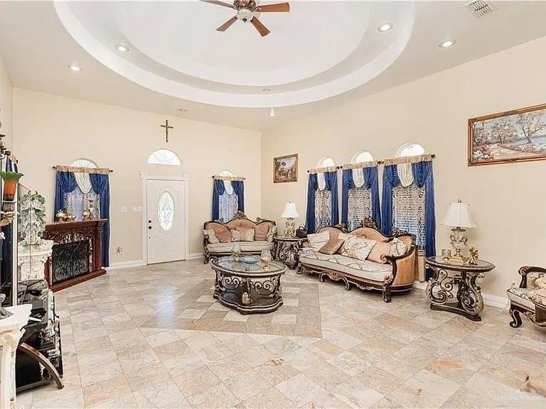 House in Elsa, Texas, United States 5 - 17298659