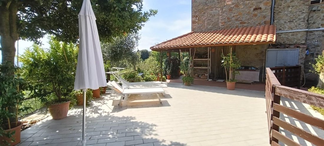 Country House in Lamporecchio, Tuscany, Italy 2 - 17295025