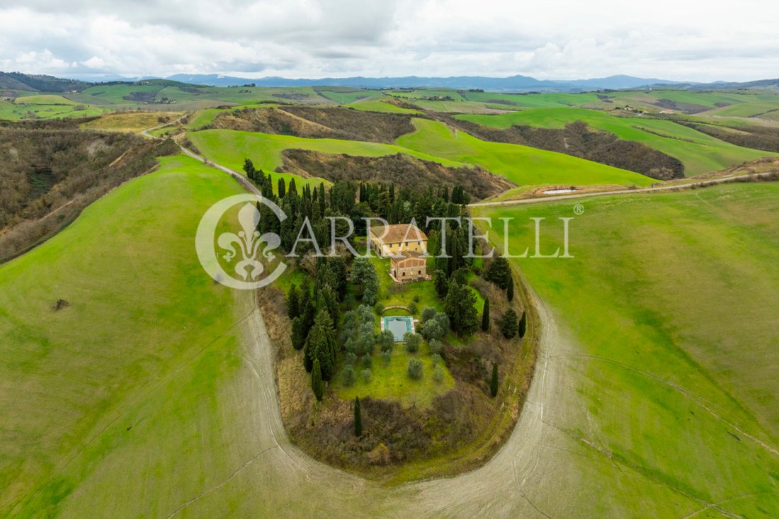 Corps de ferme à Volterra, Toscane, Italie 5 - 17293068