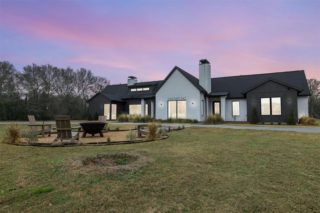 House in Bellville, Texas, United States 1 - 17292968