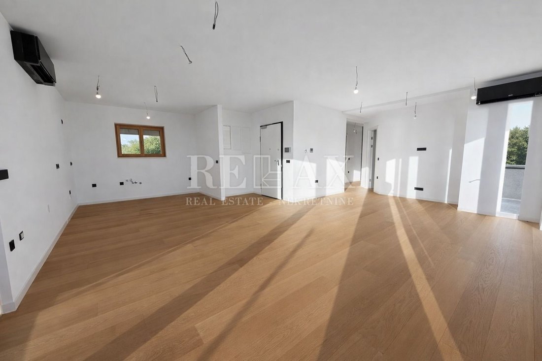 Apartment in Mjesni odbor Kantrida, Grad Rijeka, Primorje-Gorski Kotar County 3 - 17299799