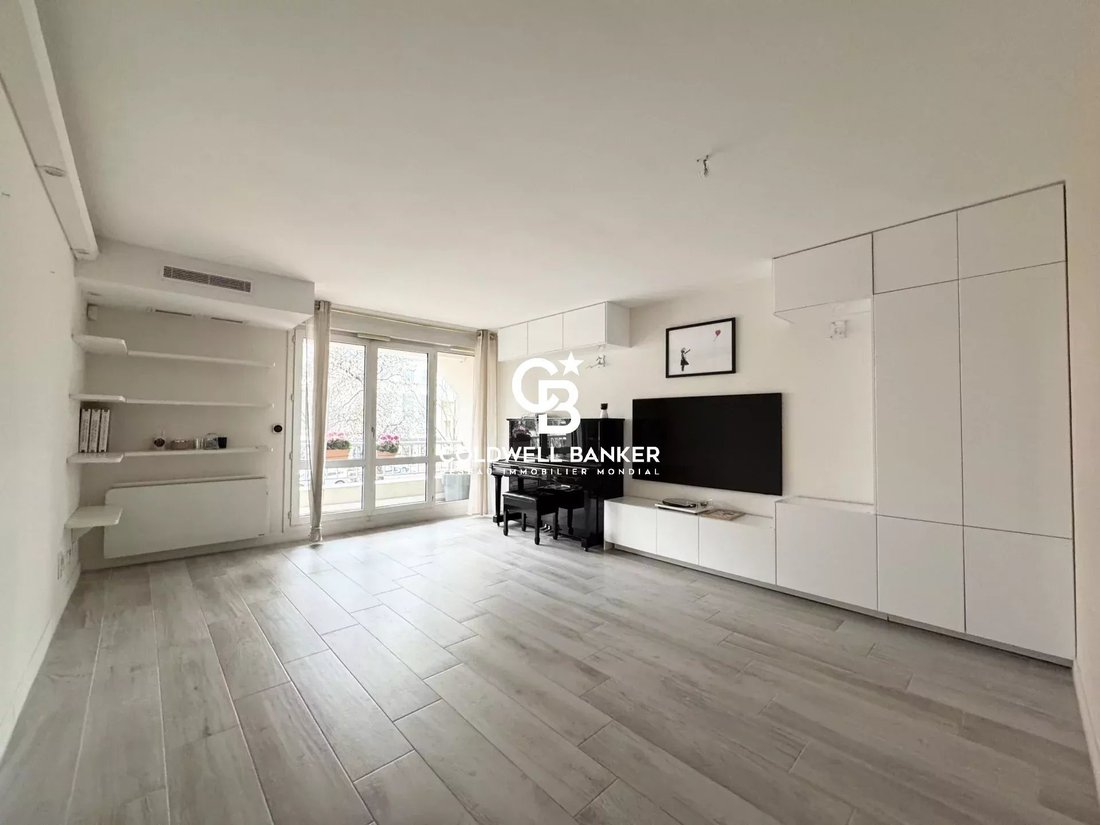 Apartment in Le Petit Pont Amphibie, Issy-les-Moulineaux, France 2 - 17295066