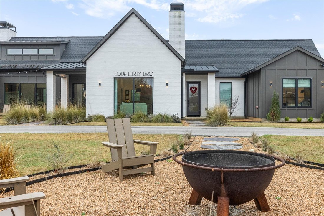 House in Bellville, Texas, United States 4 - 17292968