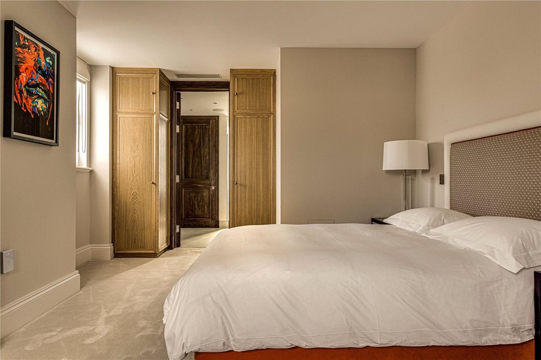 Apartment in Mayfair, Westminster, England 5 - 17299164