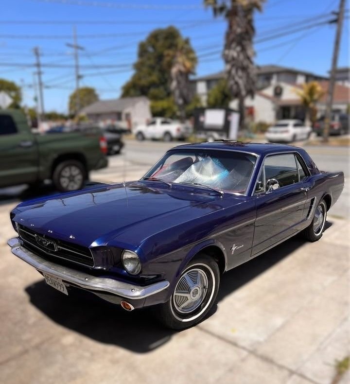 Coupe in Glendale, United States 1 - 17299523