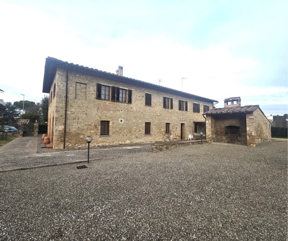 Country House in Poggibonsi, Tuscany, Italy 2 - 17294469