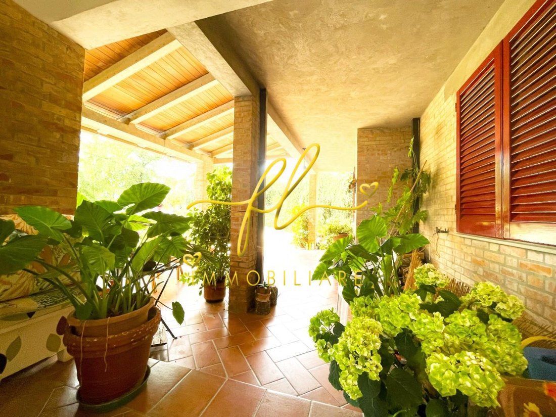 Villa in Casole d'Elsa, Tuscany, Italy 2 - 17294481