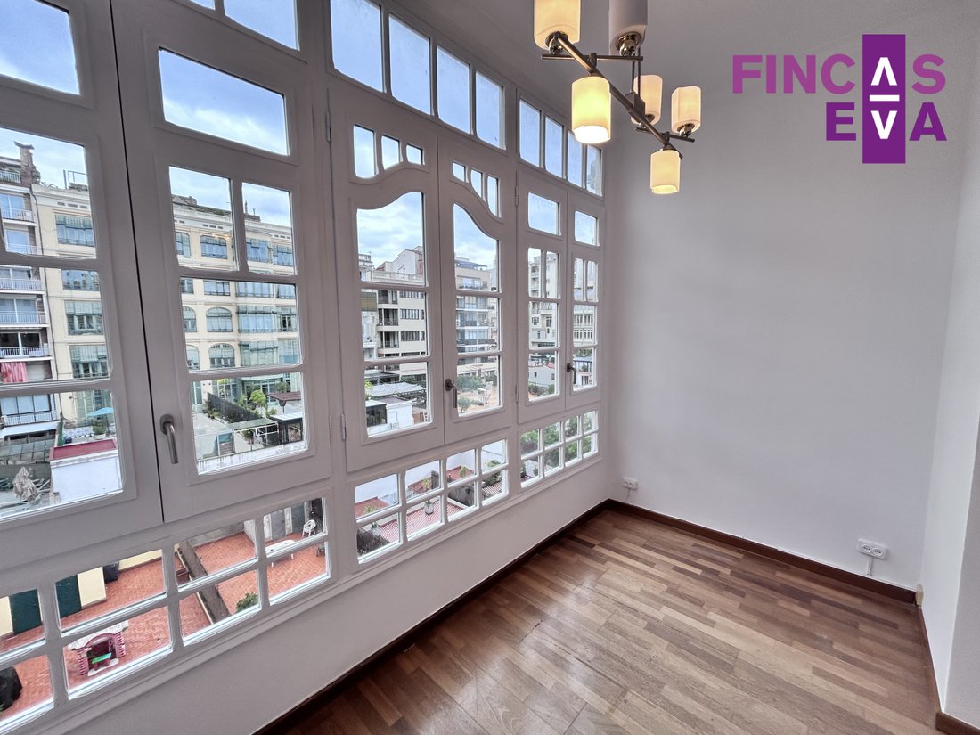 Apartment in Eixample, Barcelona, Spain 3 - 17299010