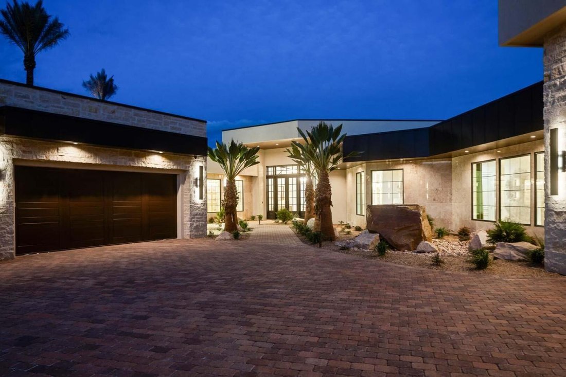 House in St. George, Utah, United States 2 - 17299676