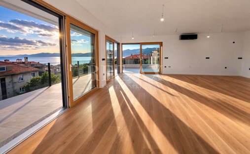 Apartment in Mjesni odbor Kantrida, Grad Rijeka, Primorje-Gorski Kotar County 1